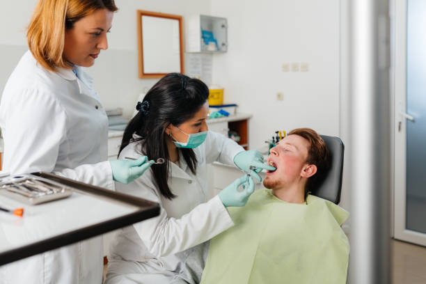 Best Emergency Treatment for Toothache in Greenport West, NY